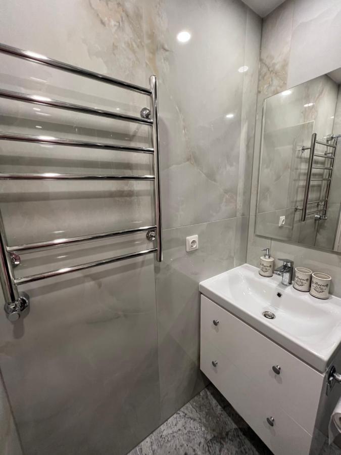 Stradinya Apartment Ventspils Esterno foto