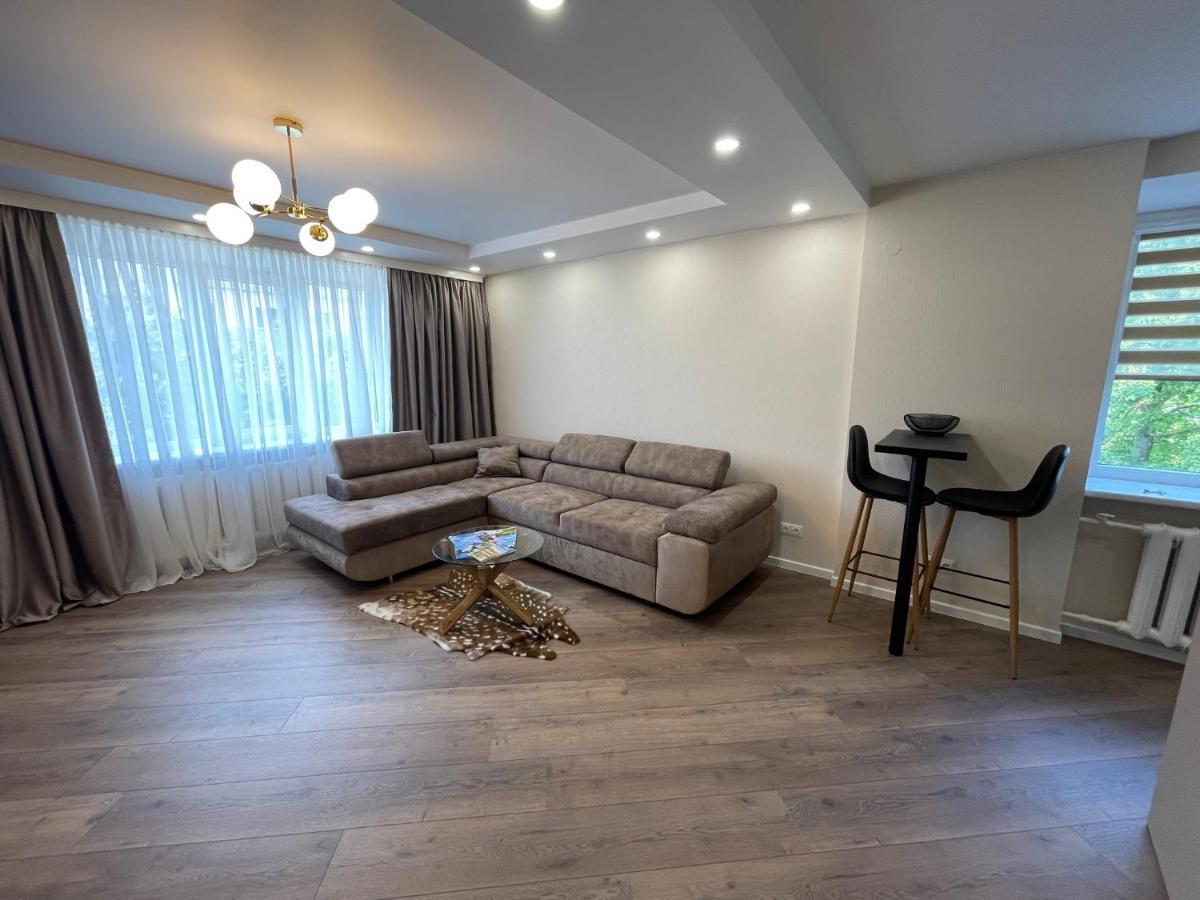 Stradinya Apartment Ventspils Esterno foto